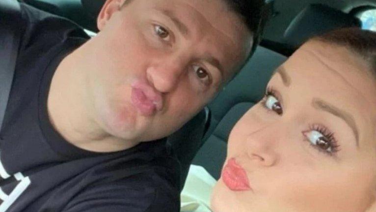 Kada su prognoze lekara nikakve, desi se čudo: Srpska pevačica i golman posle 17 godina borbe za potomstvo čekaju blizance