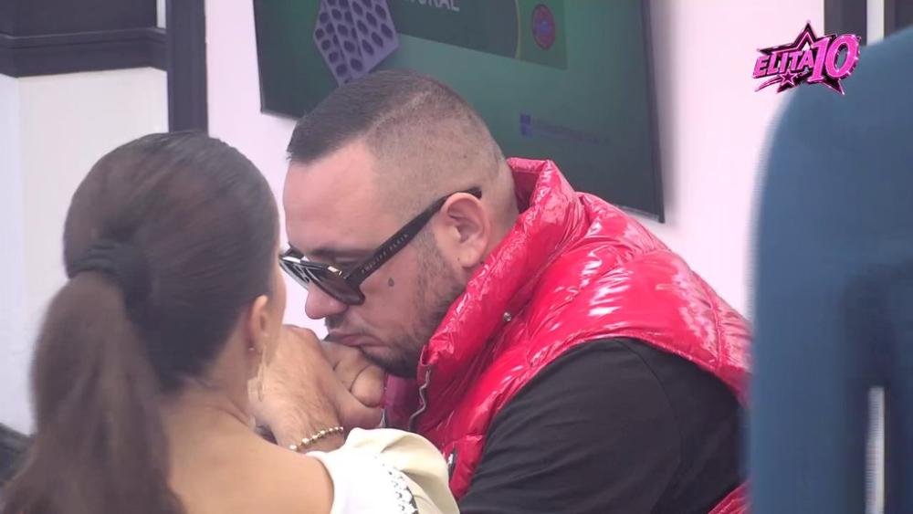Maja bi završila sa njim kad bi on hteo! Miljana Kulić žestoko oplela po Alibabi, pa Dača i Uroš vinuli Cara u nebesa: On zna samo da pljuje ljude preko storija (VIDEO)