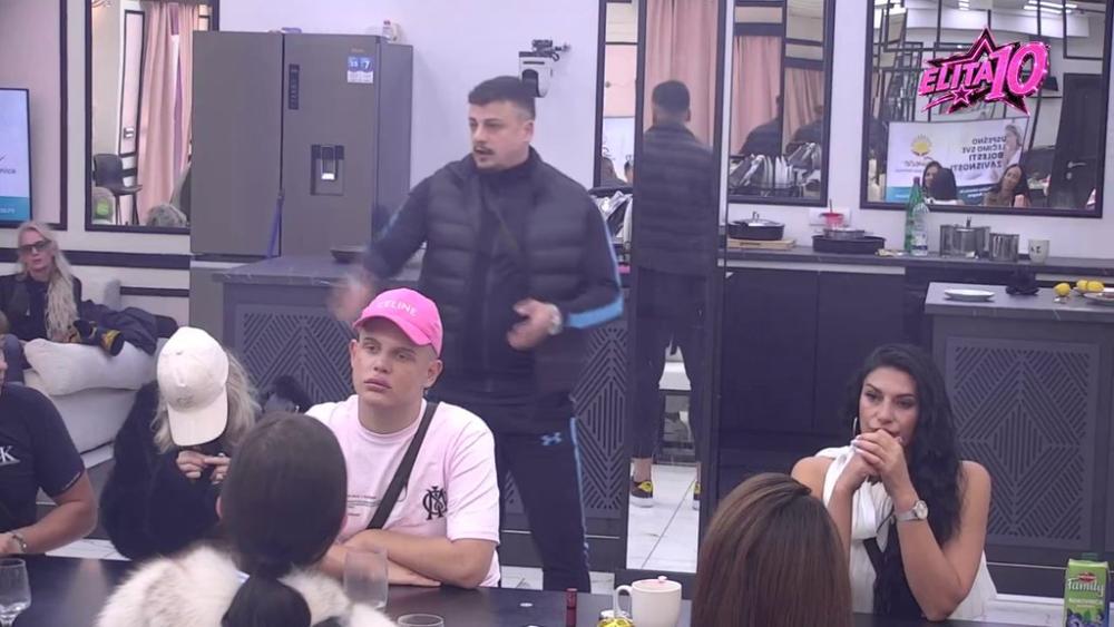 DONEO ODLUKU: Terza priznao da li bi bio u vezi sa Laurom (VIDEO)