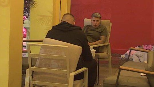 Aludirao na to da je ipak Karić cinkara?! Ispričao šta je saznao pred ulazak, ovo menja tok svega (VIDEO)