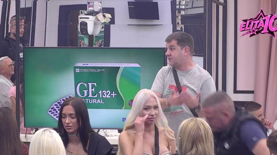 RAT DO ISTREBLJENJA: Marinković suočio Cara sa Anđelinim postupcima, pa čuo njegov stav o svemu: Radila je ogavne stvari... (VIDEO)