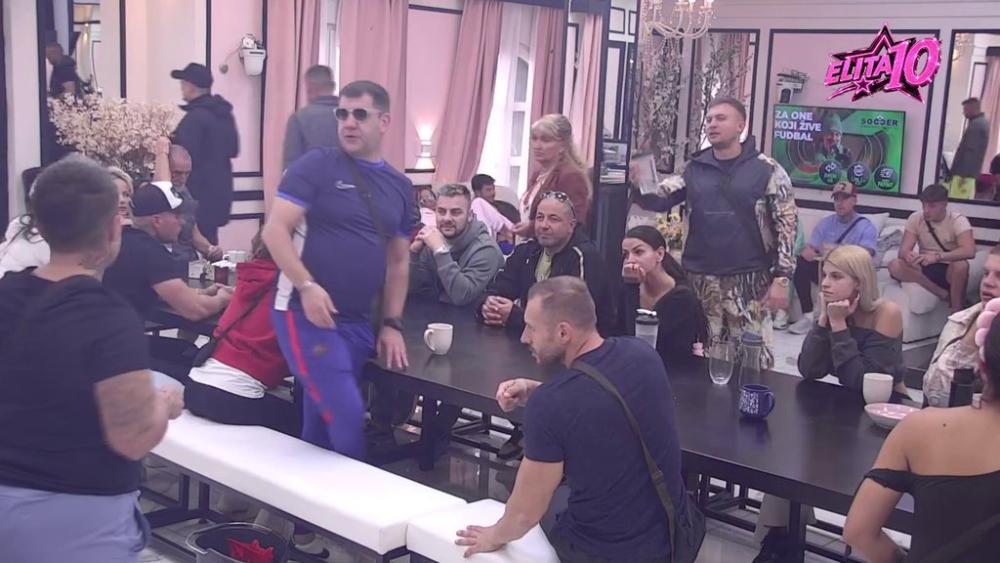 Stari učesnici se urotili! Naplaćuju sve što stignu: Daj četiri hiljade i da te hranimo cele nedelje (VIDEO)