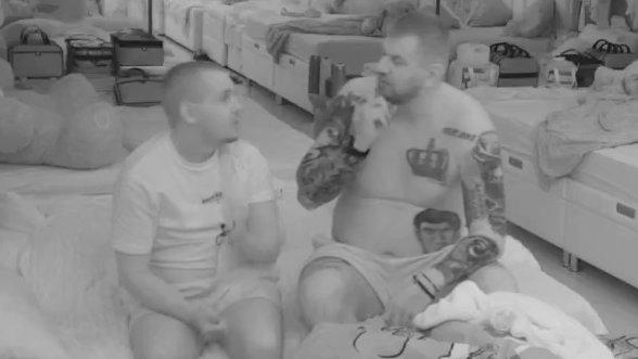 Osećam da sam je odradio: Janjuš otkrio Dači šta se desilo između njega i Sandre, pa mu u šiframa pričao o Vanji Živić (VIDEO)