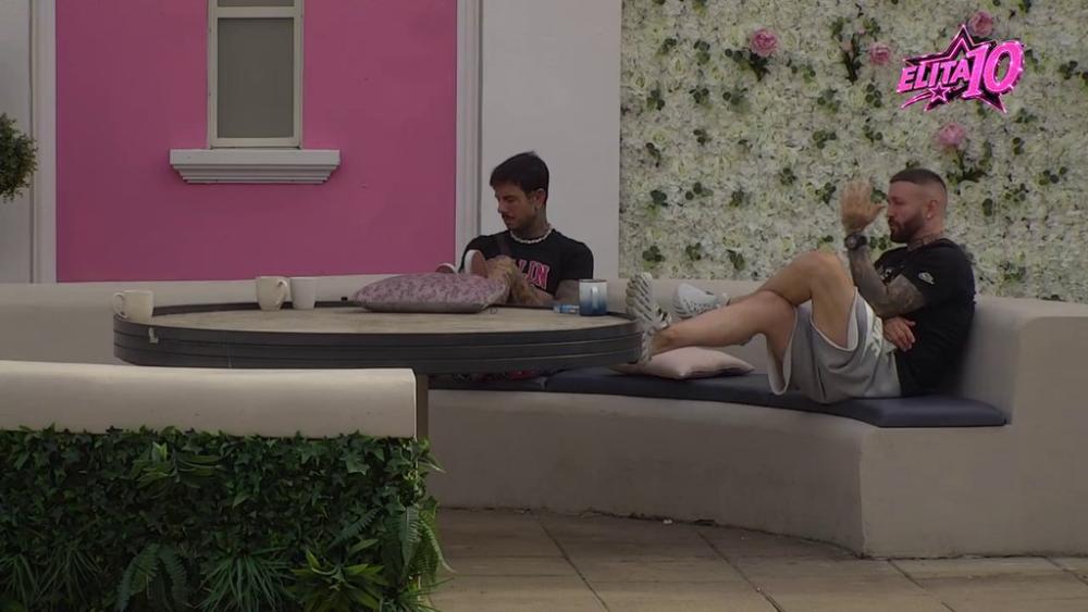 Nemate perspektivu i budućnost: Ša na sve načine pokušava da uveri Đukića da veza sa Aneli ne funkcioniše (VIDEO)