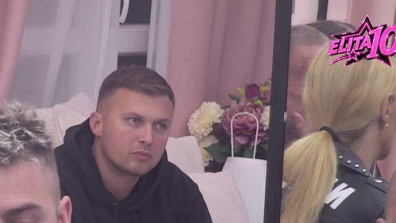 MLADA SI, MOŽDA SI NEIŽIVLJENA! Karić traži opravdanje za Laurine postupke (VIDEO)