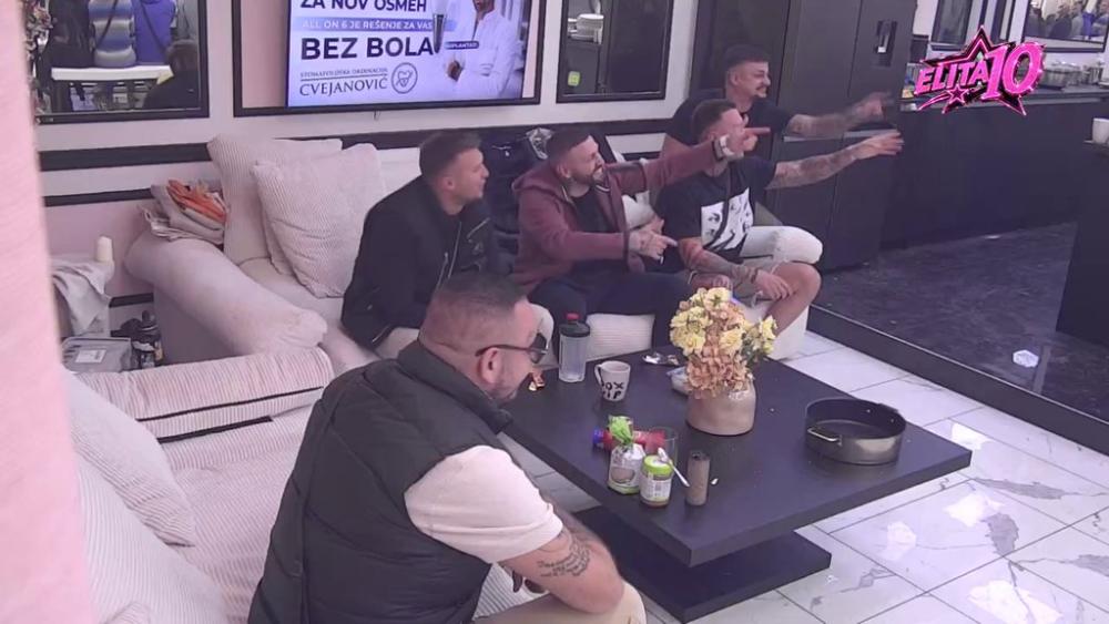 Meni su oni kamperi: Dača žestoko isponižavao Aneli, smatra da ide od šatora do šatora i da je svaki overila sem od Ša! (VIDEO)