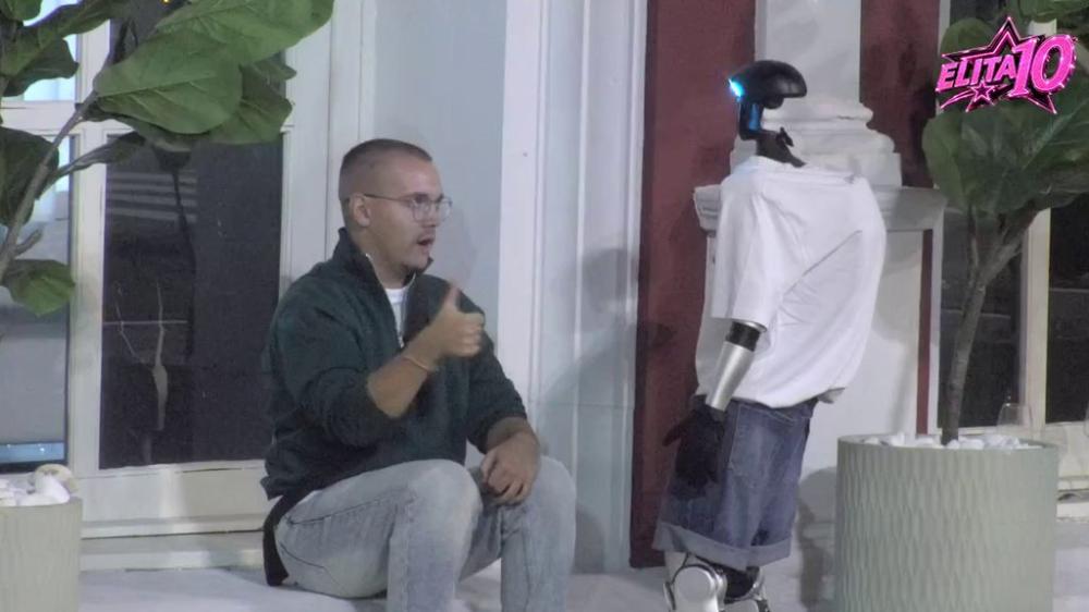 Šok nad šokovima: Dača priznao da mu je Aneli šiframa pokazala da proveri da li bi Car bio s njom! (VIDEO)