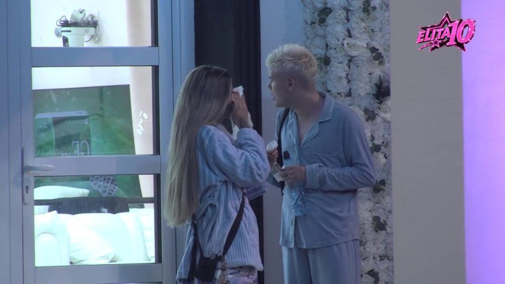 SMIŠLJAJU NEŠTO: Uroš otkrio Aneli šta Dača radi iza njenih leđa (VIDEO)