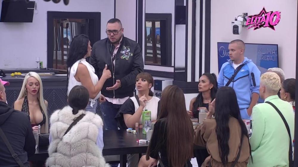NE SMRIUJU SE! Car i Jakšićka oči u oči, evo šta jedno drugom zameraju (VIDEO)