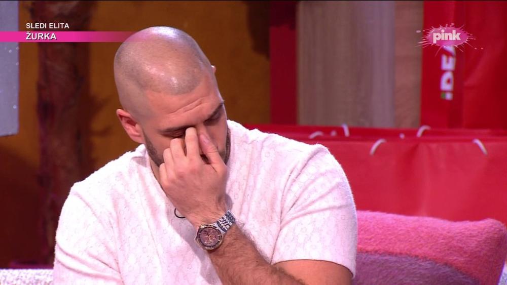 PLAKALI SMO DANIMA Dejan Dragojević s knedlom u grlu o gubitku bebe: Izlazim iz porodilišta, a drugi očevi slave s trubačima i pitaju me...