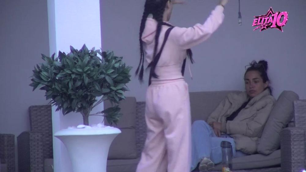 ON JE BOMBA, NE MOŽEŠ MU ODOLETI: Poršelina nastavlja da balavi za Carem! (VIDEO)