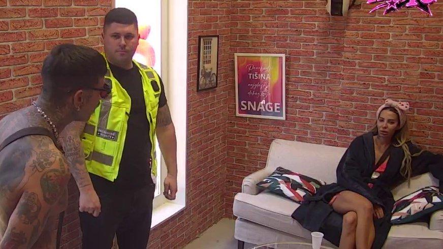 Žestok sukob Aneli i Đukića! Ona grca u suzama, on poručio: BATALI ME TIH FORA (VIDEO)
