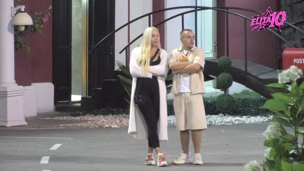 KAKO SE BACILA U PROMET: Dača i Glorija iz prikrajka posmatraju dramu između Aneli, Đukića i Laure! (VIDEO)