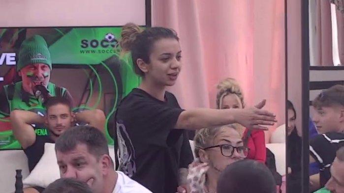 Razvezala jezik: Jasmina Marković dokazala da nije džak za udaranje, pa starim učesnicima održala lekciju! (VIDEO)