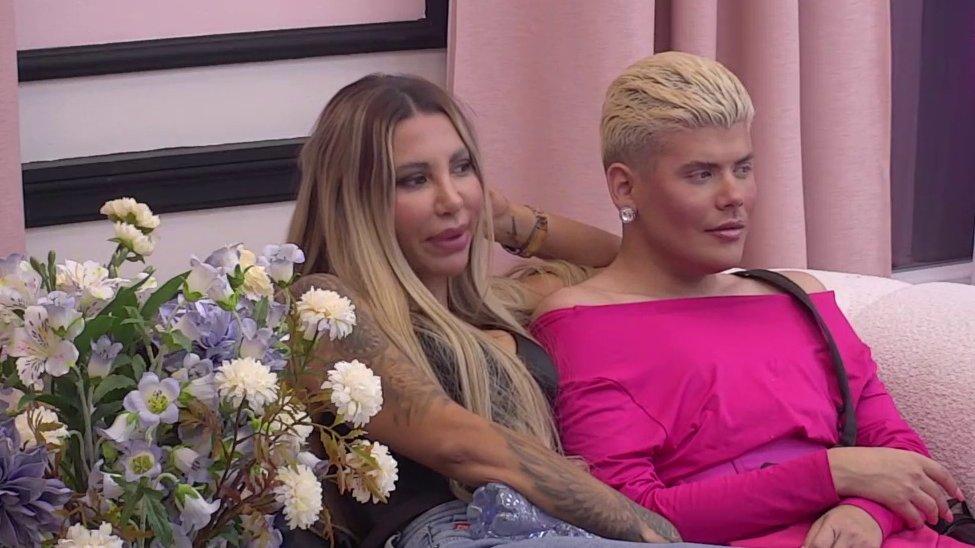 Aneli pred svima oduvala Đukića: Odbrusila mu kao nikada do sad, definitivno rešili da stave tačku na svoj odnos?!  (VIDEO)