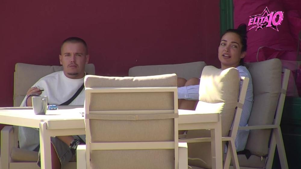 Prijateljski smo se mazili: Dala izvukao sve informacije od Laure u vezi nje i Filipa Cara, ona otkrila šta su sve radili ispod pokrivača! (VIDEO)