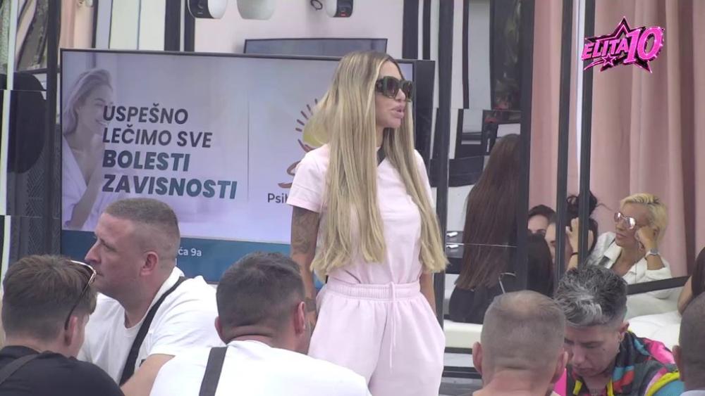 Imala šta da kaže! Aneli otkrila kako se oseća sada kada je slobodna žena, pa spomenula Đukića i Lauru... (VIDEO)