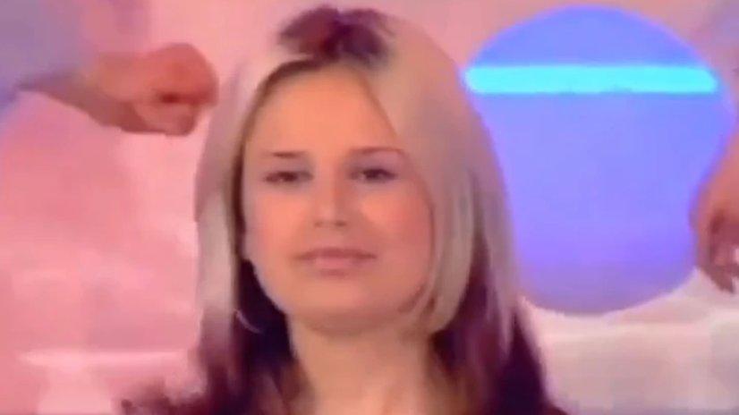 PREPOZNAJETE LI PEVAČICU SA SLIKE? Danas izgleda potpuno drugačije (FOTO)
