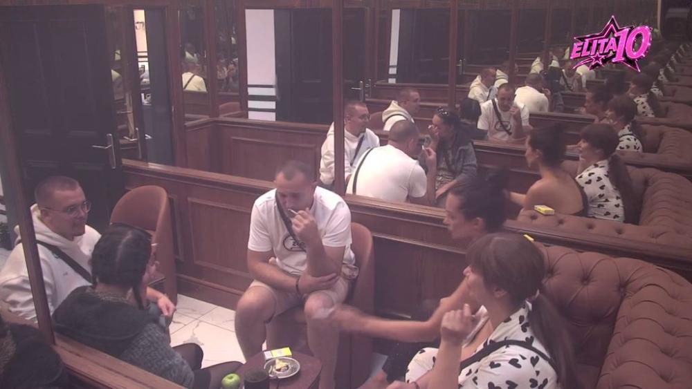MALA, DA SE PRELIŠAMO TABLICU MNOŽENJA! Rada i Milan se prisetili početka svoje ljubavi dok Laura plače, a Miljana želi da zna da li bi Laura bila sa njom...