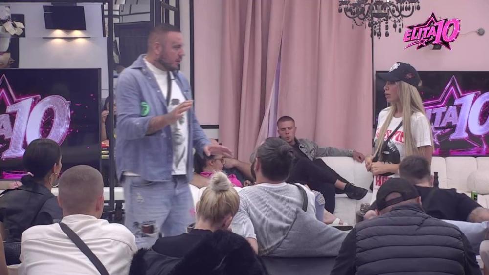 AU! Aneli pokušava na sve načine sa se ogradi od Cara, a Đukić je na OVO ostao nem: Ti se prva njemu smeješ (VIDEO)