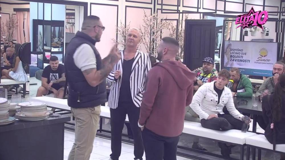 Ša smatra da Car pokušava da opere svoje loše postupke preko tuđih grešaka, pa ponovo ušli u novi klinč: Možda si raskinuo sa Mionom, pa... !(VIDEO)