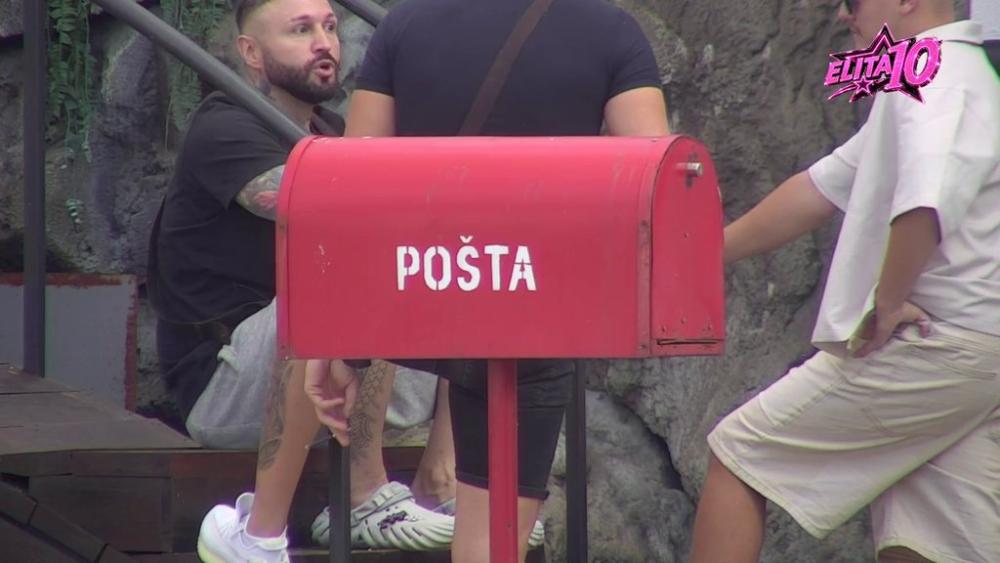 Uživo na Pinku: Kreće debata! Ivan Marinković je moderator, a ovo je tema!