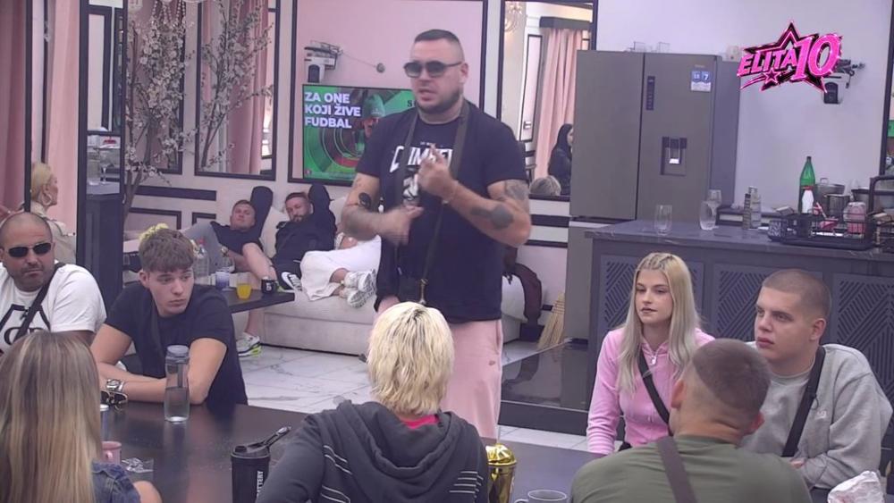 Ispao si iz šina! Mahir pokušao da potkači Cara, pa usledio munjevit odgovor: Obožavam da iritiram ljude (VIDEO)