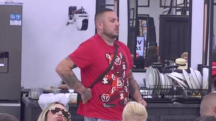 Filip Car ne može da preboli Sukijeve ruže? Priznao zbog čega je onako burno reagovao! (VIDEO)
