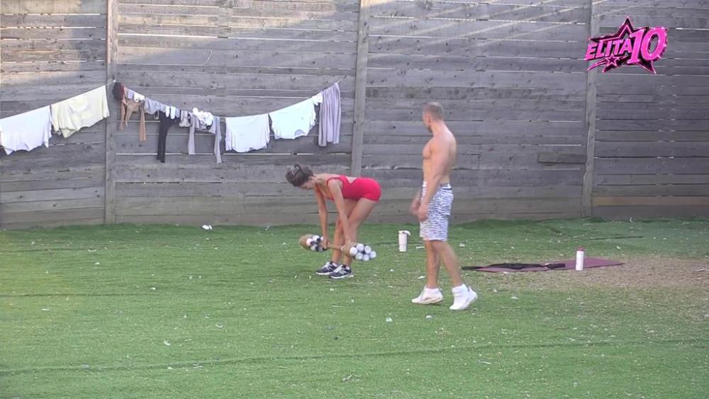 Preuzeo ulogu trenera: Mahir pokazao svoje veštine koje poseduje Anđeli i Sandri, one se bacile u žestoku akciju!  (VIDEO)