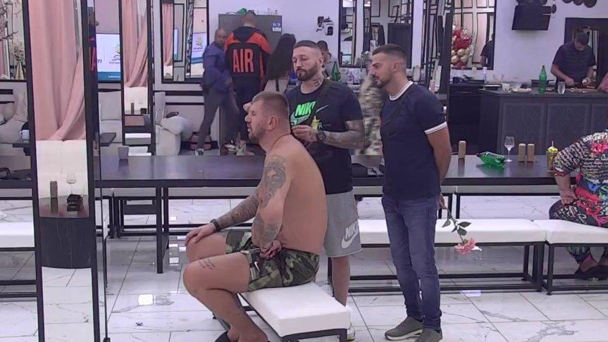 Ša odlučio da osveži izgled Trifka i Janjuša, pa ih doveo do totalne neprepoznatljivosti! (VIDEO)