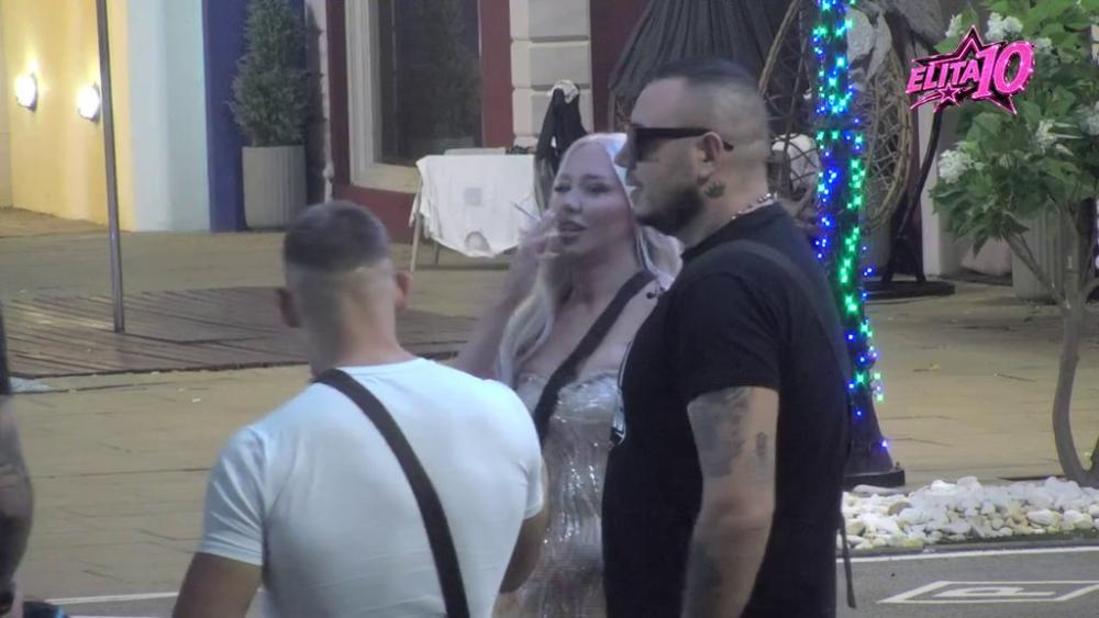 Odmah bacio udicu! Car ne gubi vreme, ovako je protekao prvi njegov i Glorijin susret (VIDEO)