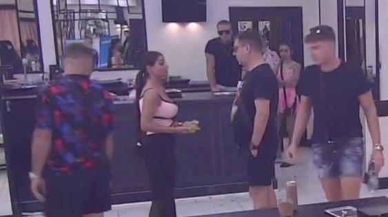 Od kako sam ti rekla NE trpim tvoju torturu, muka mi je od tebe! Slađa Krnjaić ODUVALA Marinkovića, on zapenio (VIDEO)