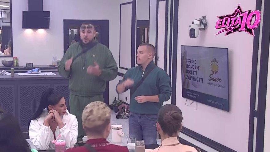 Raspalili rafal uvreda! Car i Dača ujedinili snage, pa se ustremili na Maju i Alibabu: Ugledaj se na mene, bio sam ti uzor (VIDEO)