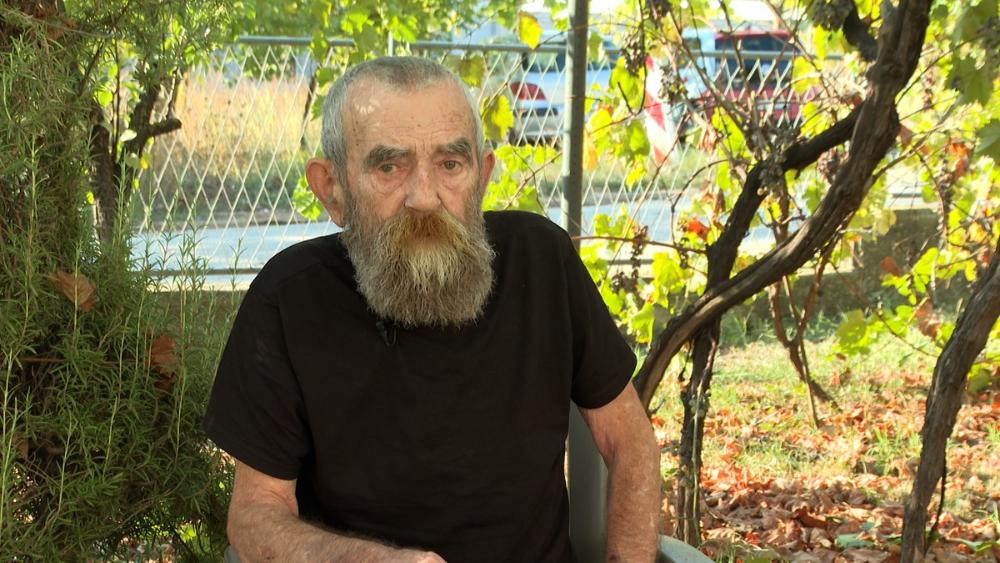 "LAŽU DA SU DOLAZILE DA ME OBIĐU, video sam ih samo preko ekrana!" Matorin otac opleo po njenim bivšim devojkama