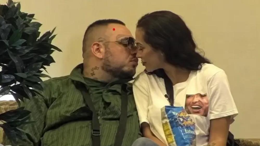 "Sedi ako treba na mene": Car navalio na Aleksandru, Laura planula: Usledio brutalan odgovor Jakšićeve!