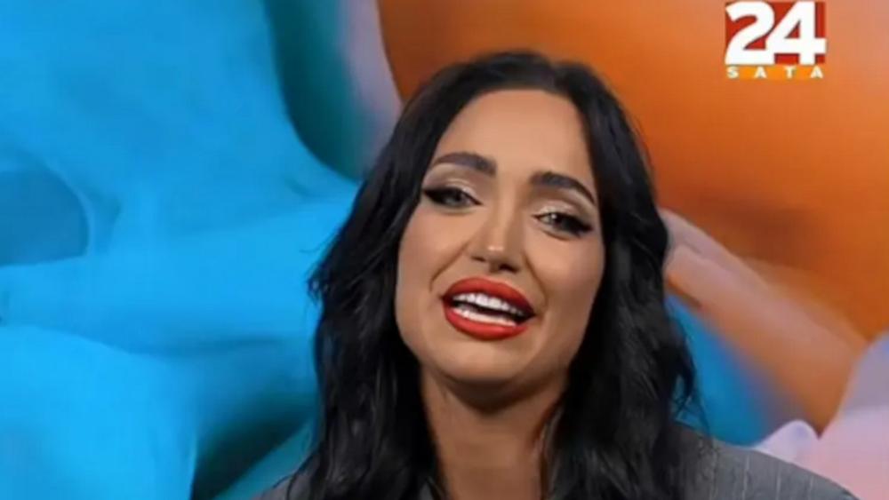 Laura Prgomet otkrila detalje intime sa Stefanom Karićem: Progovorila o njegovom polnom organu, pa priznala da je korigovala zadnjicu