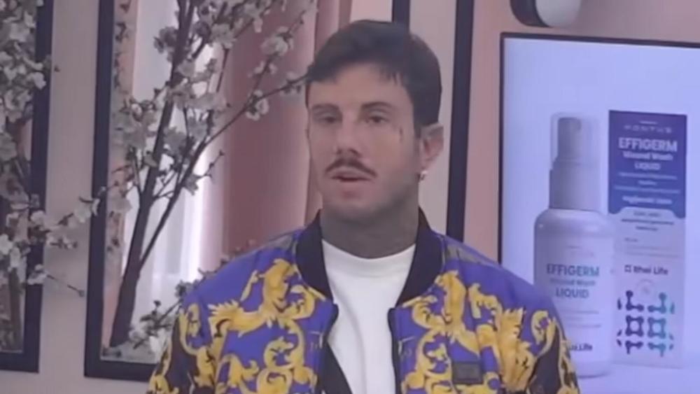 Zinuo u neverici kad je video Anelin flert sa Carem: Filip Đukić zabezeknut koliko nema srama