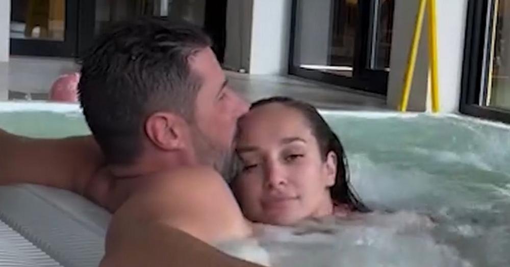 Pet godina braka, a ljubav cveta: Luna i Marko pobegli od svih, snimak iz đakuzija zapalio mreže