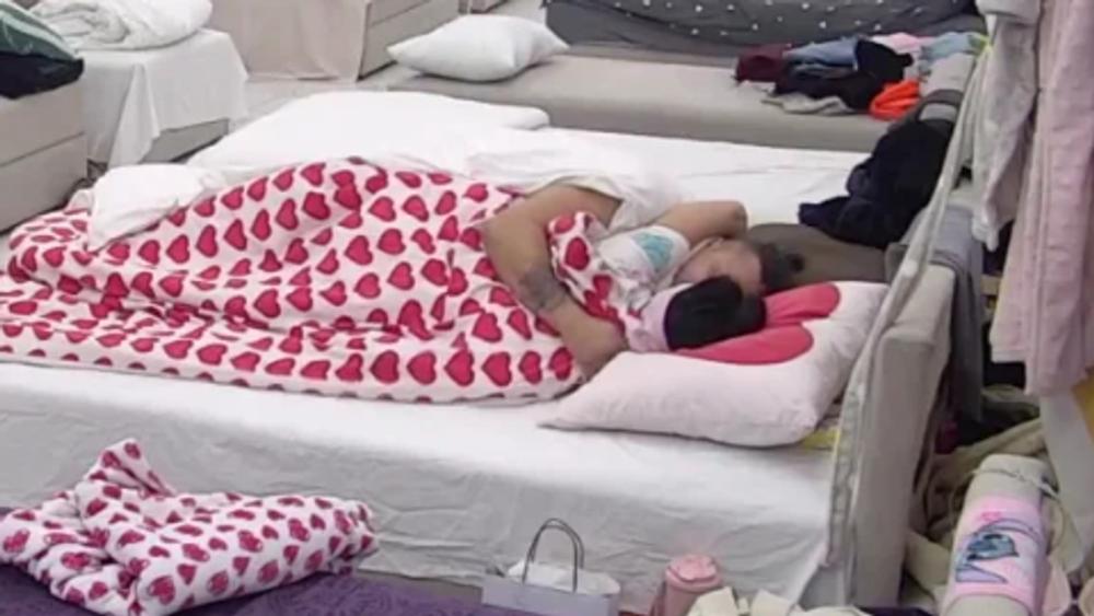 Mina Vrbaški i Terza se poljubili: Ozvaničili vezu i sve ostavili u šoku