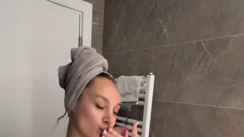 Luna Đogani pokazala svoje pravo lice: Slikala se ovako bez trunke šminke
