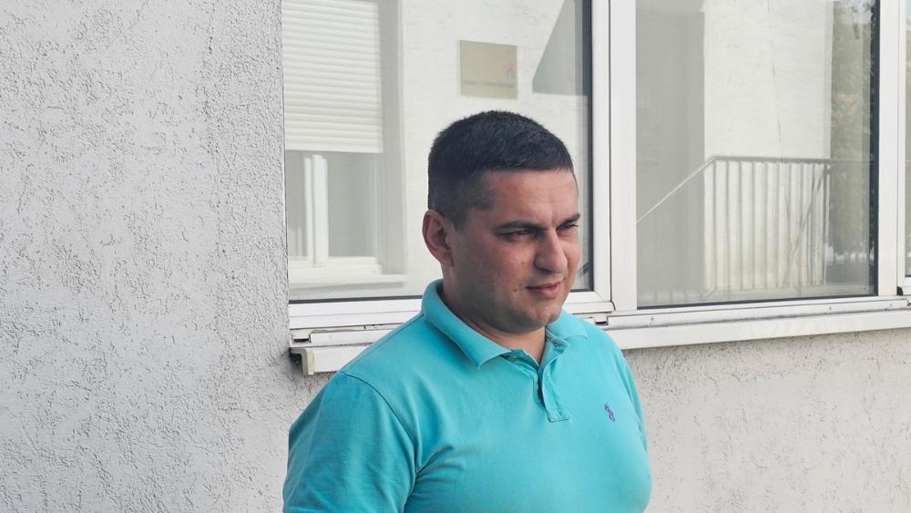 BEBICA NAPUSTIO ELITU 9 Vanredno izašao iz rijalitija i otišao u Niš, ovo je razlog