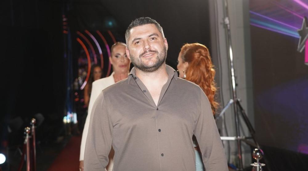 Asmin urnisao Groficu zbog Maje Marinković: "Taki je odgojio damu, one su monstrumi!"