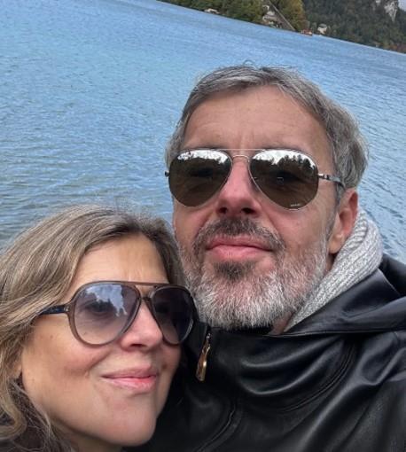 Nakon što su udali ćerku, otišli na romantični odmor: Snežana Bogdanović i Uliks Fehmiju uživaju na putovanju