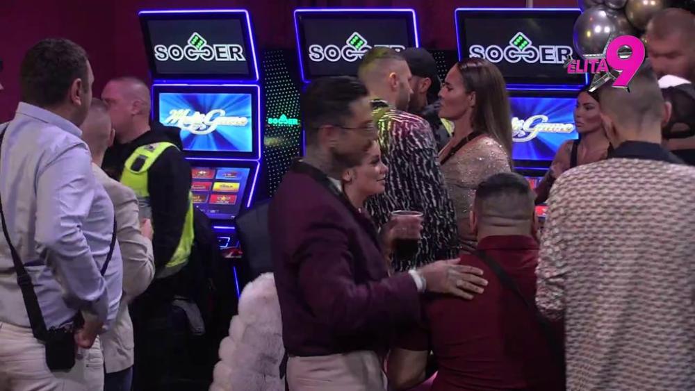 OVO NIKO NIJE OČEKIVAO: Kačavenda doživela pomračenje, ušla u sukob sa Asminom zbog piva (VIDEO)
