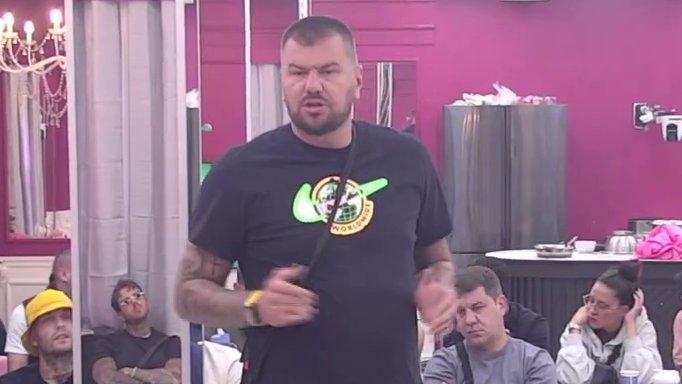 Pomislio sam da je iskren, ali... Janjuš provalio Lukinu paklenu taktiku i otpisao ga za sva vremena! (VIDEO)
