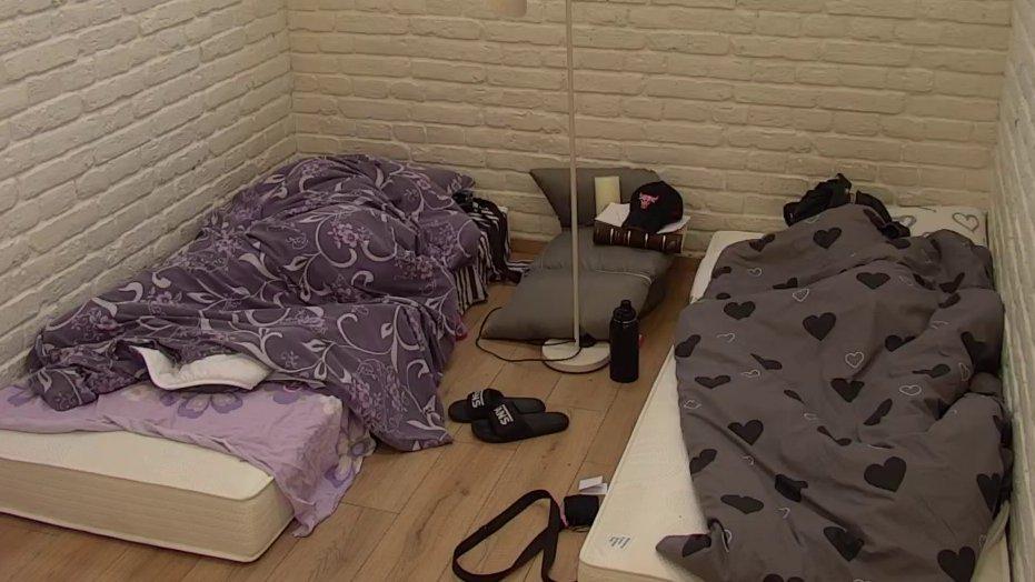 Sve sluti na kraj: Totalno zahlađenje u odnosu Đukića i Boginje, rešili i da razdvoje krevete! (VIDEO)