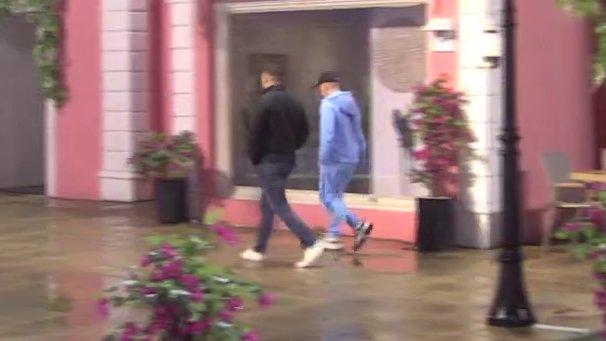 J*bavala se za pare, a dete bi joj se ubilo: Alibaba ne dolazi sebi od besa, reži i na sav glas pljuje Situ! (VIDEO)