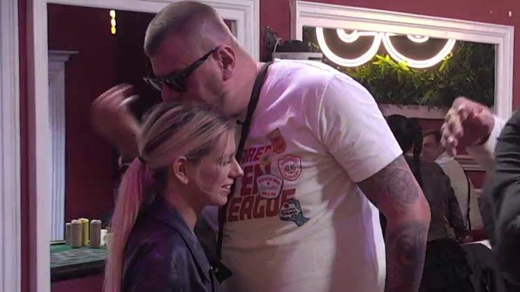 Totalni obrt! Janjuš prišao Sari Šajić, ne štedi komplimente na njen račun, pa priznao: Zaboravi da imaš dečka, napraviću ti BAJKU OD ŽIVOTA (VIDEO)