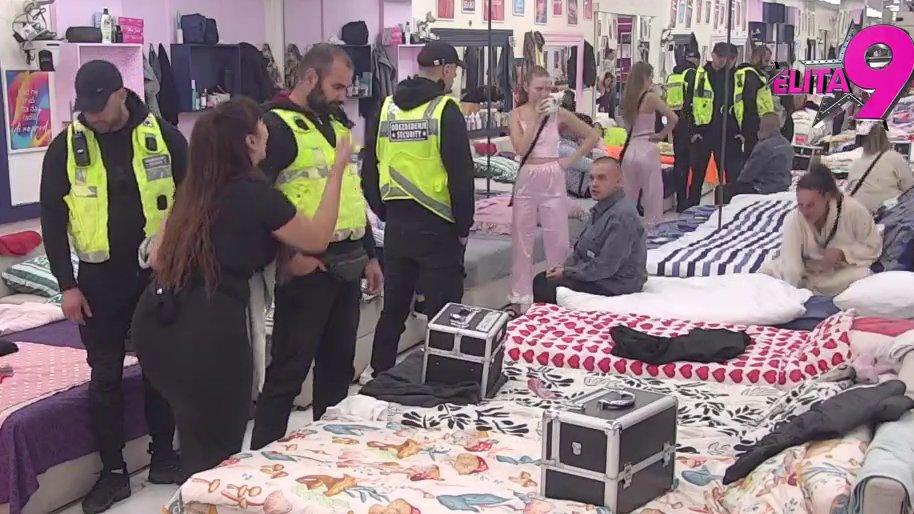 KARAMBOL U SPAVAĆOJ SOBI! Obezbeđenje napravilo živi zid, pljušte gnusne uvrede između Kačavende i Miljane (VIDEO)