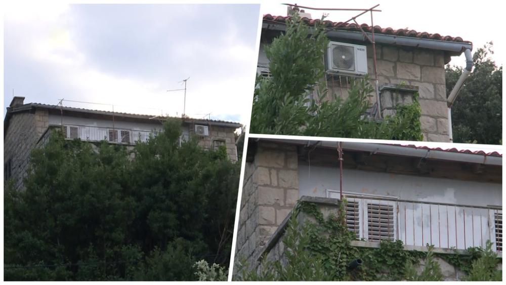 EKSKLUZIVNO! Ovako izgleda trošna kuća u kojoj je Nerio Ružanji živeo sa svojom partnerkom Hanom i ćerkom: OŠTEĆEN KROV, ZASTARELA FASADA... (VIDEO)